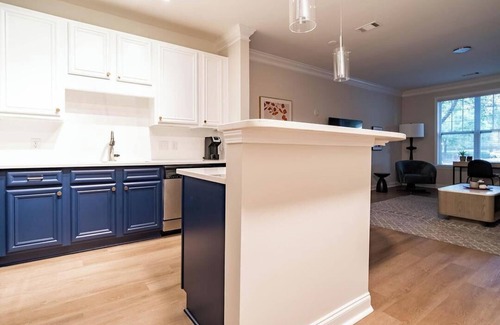 Cary Apartamento | Landing at The Arboretum - 1 Bedroom in The Arboretum