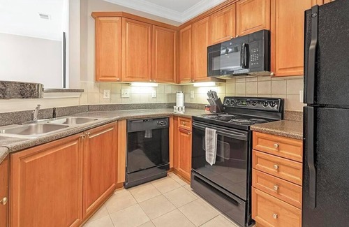 Duluth Apartamento | Landing at The Berkeley - 2 Bedrooms in Downtown Duluth