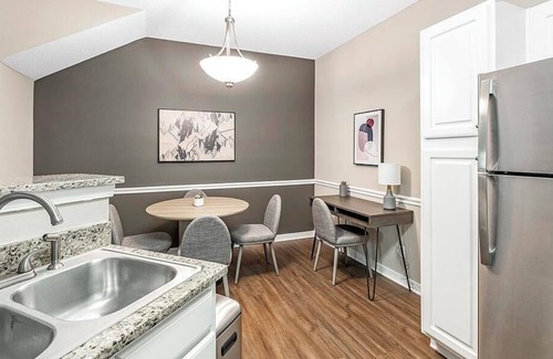 Germantown Apartamento | Landing at The Bridges At Germantown - 2 Bedrooms in Downtown Germantown