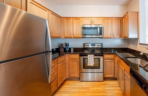 Ellicott City Apartamento | Landing at The Elms at Montjoy - 2 Bedrooms in Downtown Ellicott City