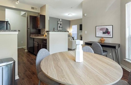 Germantown Apartamento | Landing at The Retreat at Germantown - 2 Bedrooms in Hunters Run