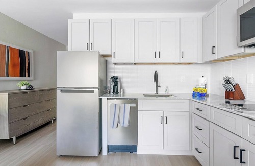Northeast Raleigh Apartamento | Landing at The Harrison - Studio in Northeast R.