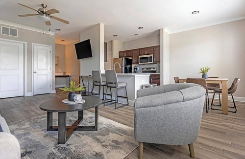 Summerville Apartamento | Landing at The Isaac - 2 Bedrooms in Goose Creek