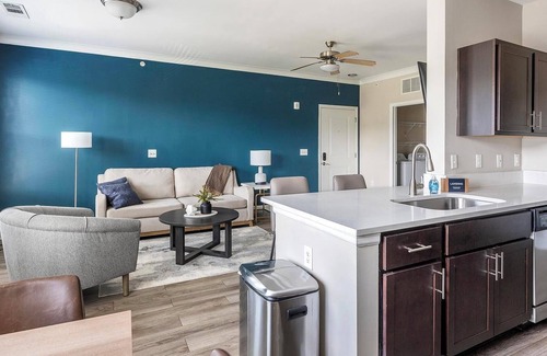 Summerville Apartamento | Landing at The Isaac - 1 Bedroom in Goose Creek