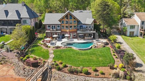 Denver Casa | Landing at the Lake