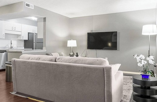 Downtown Dayton Apartamento | Landing at The Landing - 1 Bedroom in East Dayton