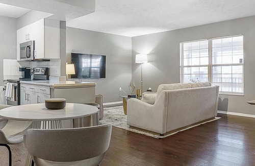 Downtown Dayton Apartamento | Landing at The Landing - 1 Bedroom in East Dayton