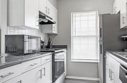 Downtown Dayton Apartamento | Landing at The Landing - 1 Bedroom in East Dayton