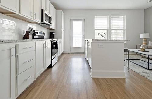 Fort Mill Apartamento | Landing at The Mason at Six Mile Creek - 1 Bedr...