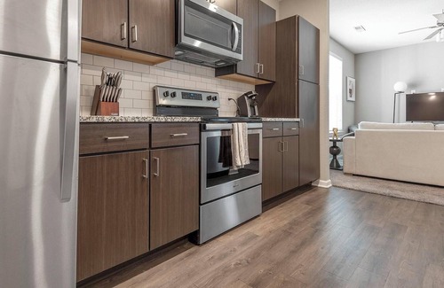 Chesterfield Apartamento | Landing at The Parq at Chesterfield - 1 Bedroom...