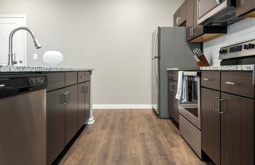 Chesterfield Apartamento | Landing at The Parq at Chesterfield - 1 Bedroom...