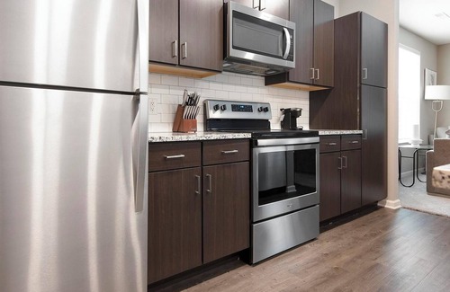 Chesterfield Apartamento | Landing at The Parq at Chesterfield - 1 Bedroom...
