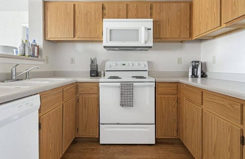 Greenwich Apartamento | Landing at The Remington Apartments - 2 Bedrooms in Downtown Wichita