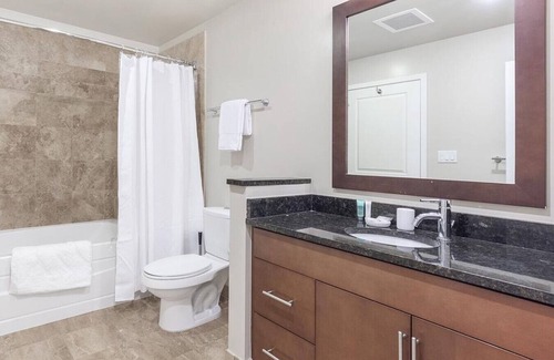 Cherry Creek Apartamento | Landing at The Seasons of Cherry Creek - 2 Bedrooms in Cherry Creek