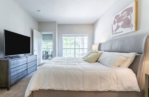 Germantown Apartamento | Landing at The Vineyards - 3 Bedrooms in Downtown Collierville