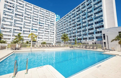 St. Petersburg Apartamento | Landing at The Wayland - Studio in Downtown St.