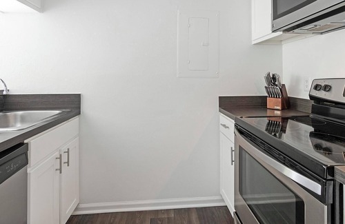Sunbeam Apartamento | Landing at Timberwalk at Mandarin - 1 Bedroom i...
