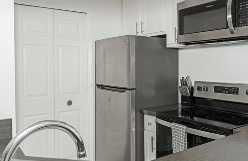 Southside Apartamento | Landing at Timberwalk at Mandarin - 2 Bedrooms ...