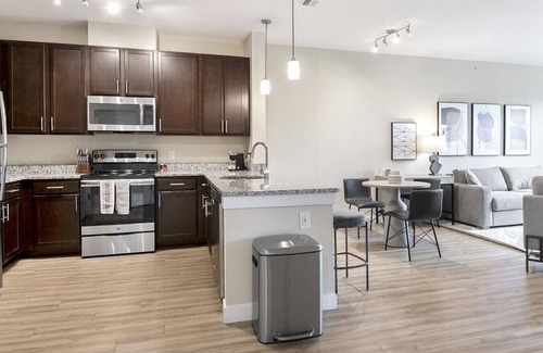 Urbana Apartamento | Landing at Urban Green Apartments - 1 Bedroom in Ijamsville
