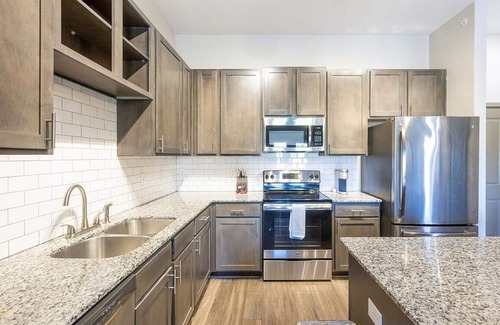 Thompson's Station Apartamento | Landing at Vintage Tollgate - 2 Bedrooms in Downtown Thompson's Station