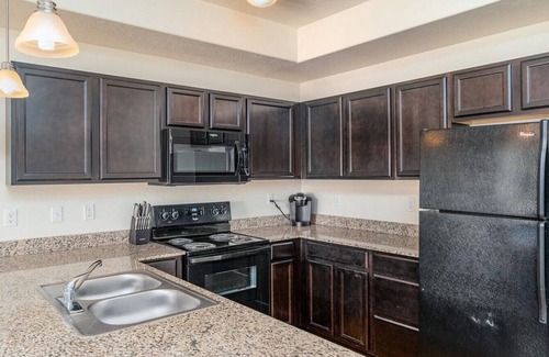 Pleasant Grove Apartamento | Landing at Viewpointe - 2 Bedrooms in Downtown Pleasant Grove
