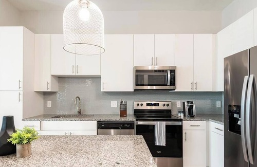 Keller Apartamento | Landing at Westhouse - 2 Bedrooms in Downtown Fort Worth