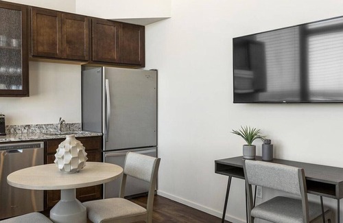 Downtown Omaha Apartamento | Landing at Wire - 2 Bedrooms in Downtown