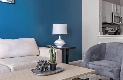 George Bush Park/Eldridge Apartamento | Landing | Modern 1BD, Gym
