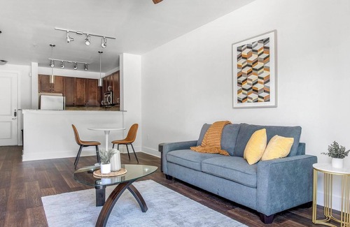 Irving Apartamento | Landing at City North - 1 Bedroom in Valley Ranch