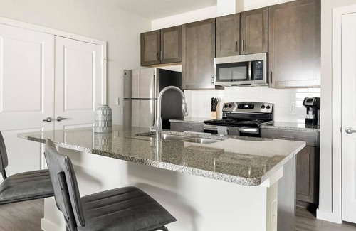 Dallas Apartamento | Landing | Incredible 1BD, Pool, Gym