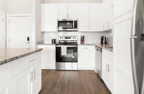 Southeast Orlando Apartamento | Landing at APEX South Creek - 1 Bedroom in Mead...