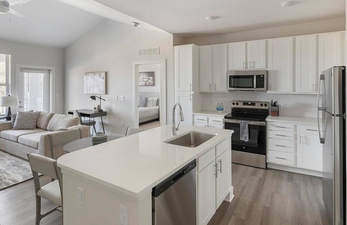 Belle Mina Apartamento | Landing at Attain at Bradford Creek - 2 Bedroom...