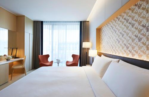 Andeok Hotel | Landing Jeju Shinhwa World Hotel