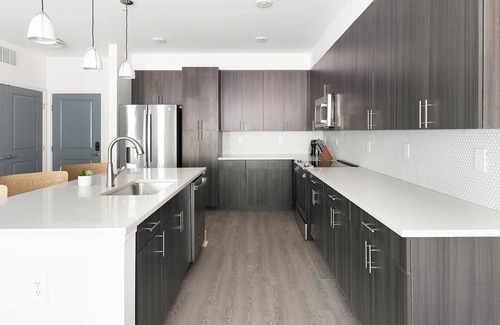Crestline Heights Apartamento | Landing at Station at Crestline - 1 Bedroom in ...