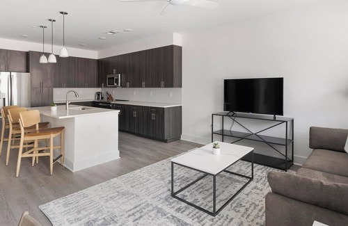 Crestline Heights Apartamento | Landing at Station at Crestline - 1 Bedroom in ...