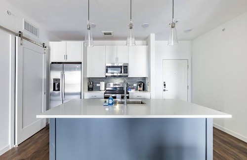 Austin Apartamento | Landing | Modern 1BD, Clubhouse, Pool