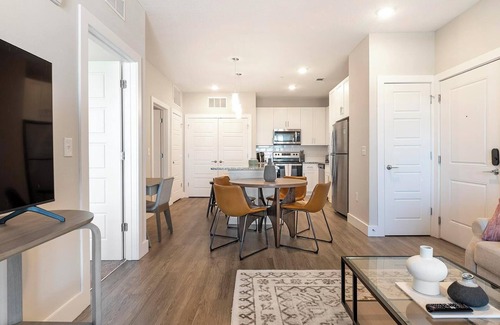 Southeast Orlando Apartamento | Landing at APEX South Creek - 1 Bedroom in Mead...