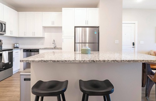 Southeast Orlando Apartamento | Landing at APEX South Creek - 1 Bedroom in Mead...