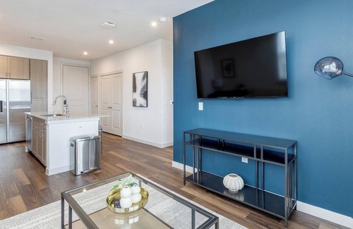 Fate Apartamento | Landing | Chic 1BD, Clubhouse, Pool