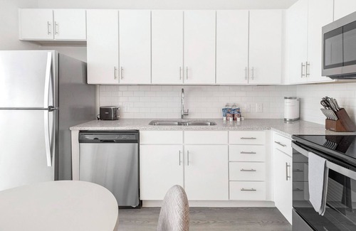 Five Points South Apartamento | Landing | Incredible Studio, Gym, Rooftop Lounge