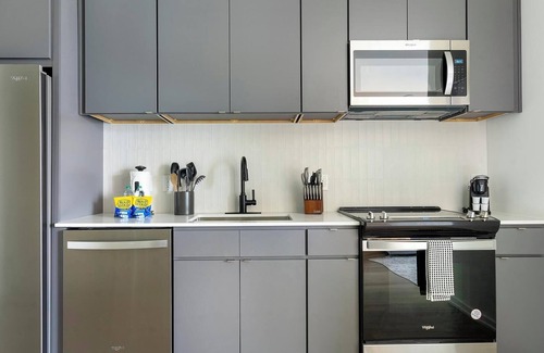 Durham Apartamento | Landing | Modern Studio, Gym, Rooftop Lounge