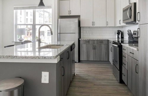Mableton Apartamento | Landing | Spectacular 2BD, Gym, Rooftop Lounge
