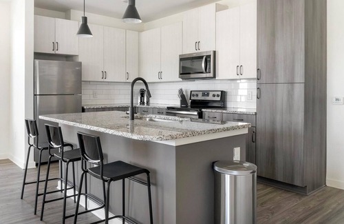 Mableton Apartamento | Landing | Spectacular 2BD, Gym, Rooftop Lounge