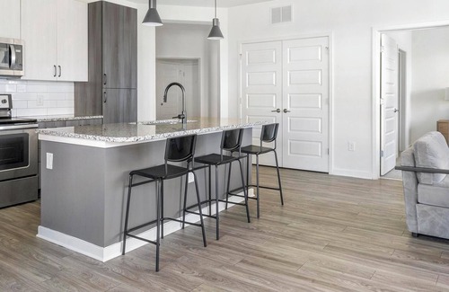 Mableton Apartamento | Landing | Spectacular 2BD, Gym, Rooftop Lounge