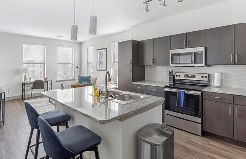 Haltom City Apartamento | Landing | Stunning 1BD, Gym, Pool
