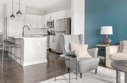 Mableton Apartamento | Landing | Stunning 1BD, Gym, Pool
