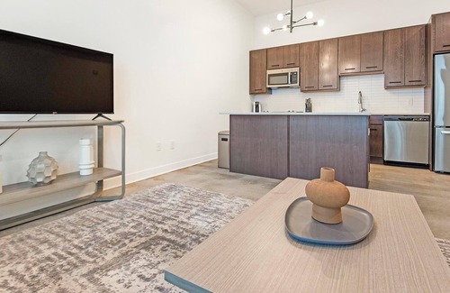 Downtown St. Louis Apartamento | Landing | Stunning 1BD, Pool, Gym