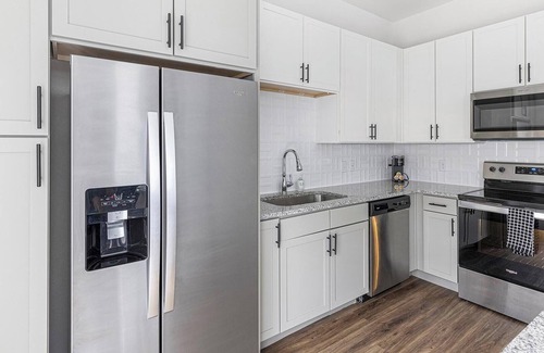 Fort Worth Apartamento | Landing | Incredible 1BD, Yoga Studio, Gym