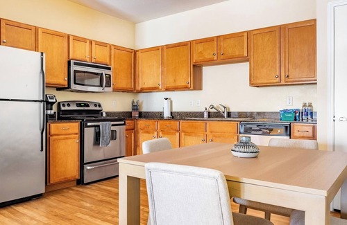 Sweetbriar Apartamento | Landing at Agave at South Congress - 2 Bedrooms...