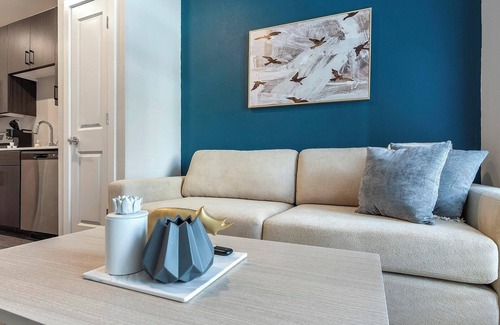 Wetmore Apartamento | Landing | Stylish Studio, Clubhouse, Gym